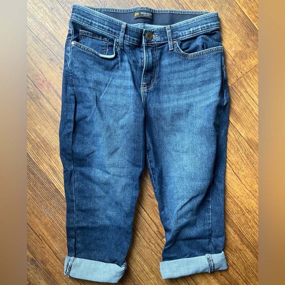 Lee Dark Blue Capri Jeans